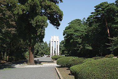 都立多磨霊園